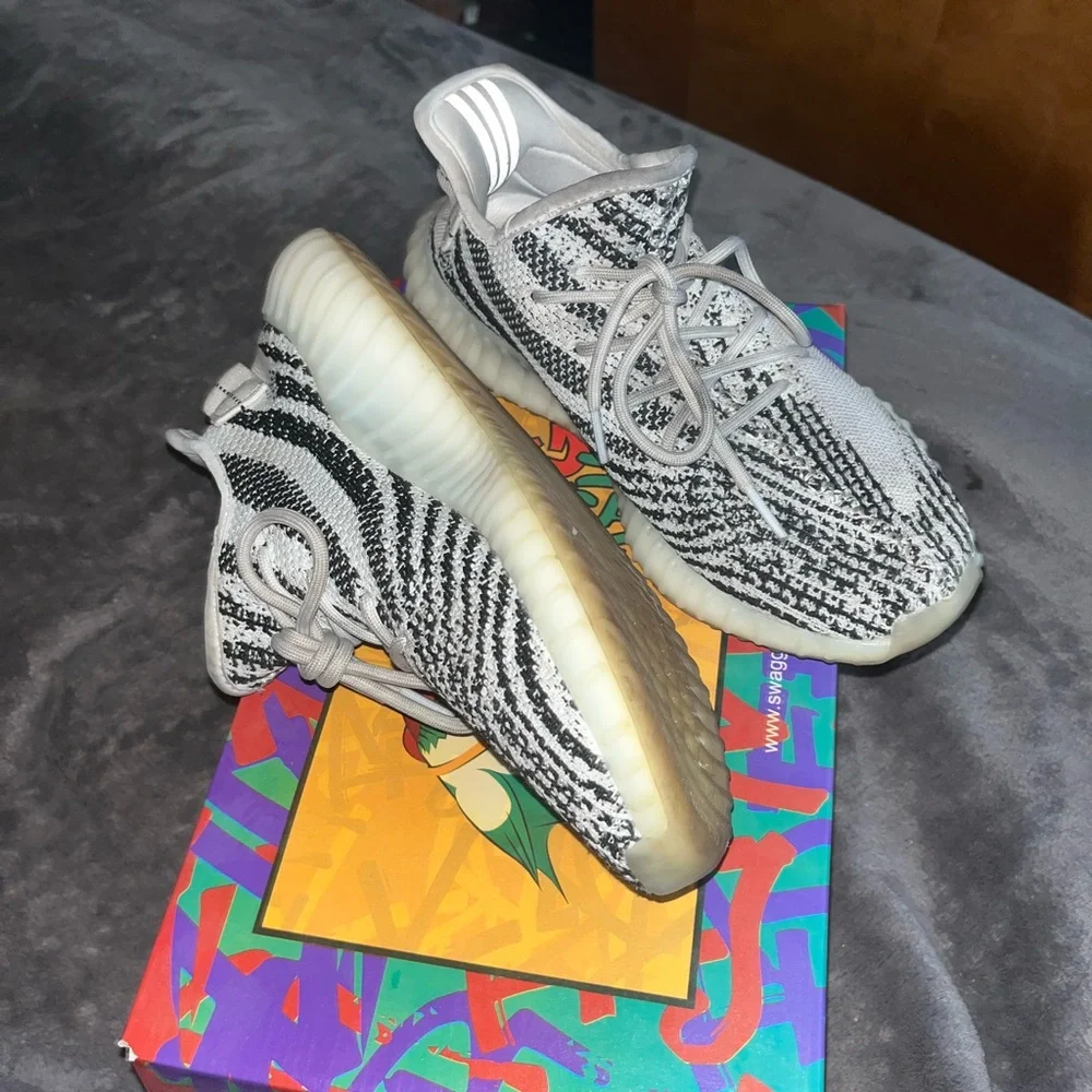 Yeezy Boost 350 Zebra Size 7 - Picture 6 of 13